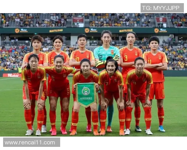 中国女足与中国男足的较量谁将为国争光展现实力与风采 中国女足与中国男足的较量谁将为国争光展现实力与风采